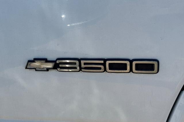 2000 Chevrolet Express Cargo 3500 BASE