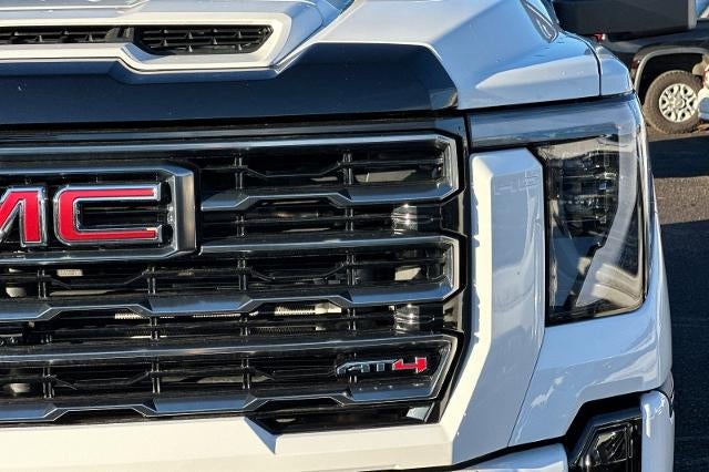 2025 GMC Sierra 2500 HD AT4
