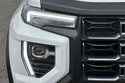 2023 GMC Canyon AT4