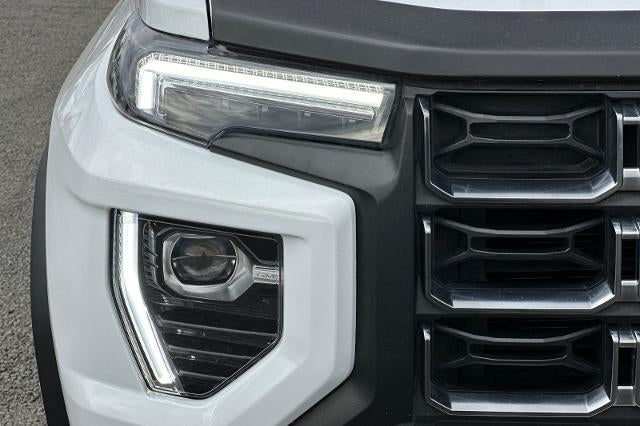 2023 GMC Canyon AT4