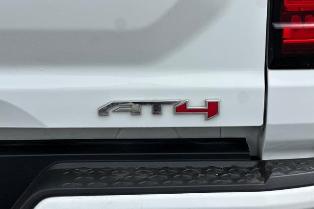 2023 GMC Canyon AT4