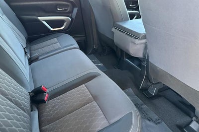 2022 Nissan Titan SV