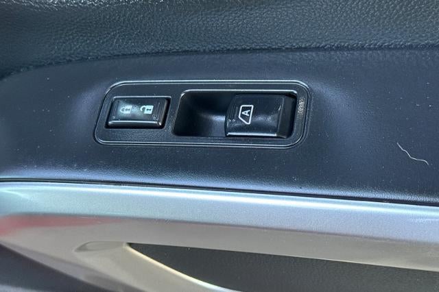 2022 Nissan Titan SV