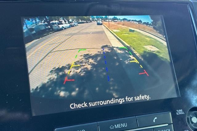 2022 Nissan Titan SV