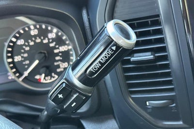 2022 Nissan Titan SV