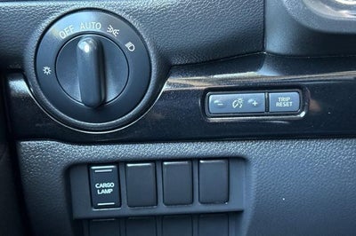 2022 Nissan Titan SV