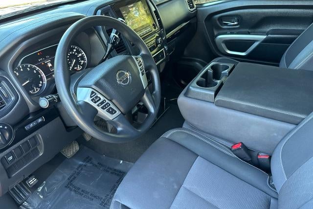2022 Nissan Titan SV