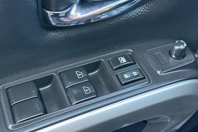 2022 Nissan Titan SV