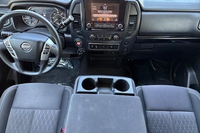 2022 Nissan Titan SV