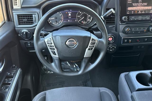 2022 Nissan Titan SV
