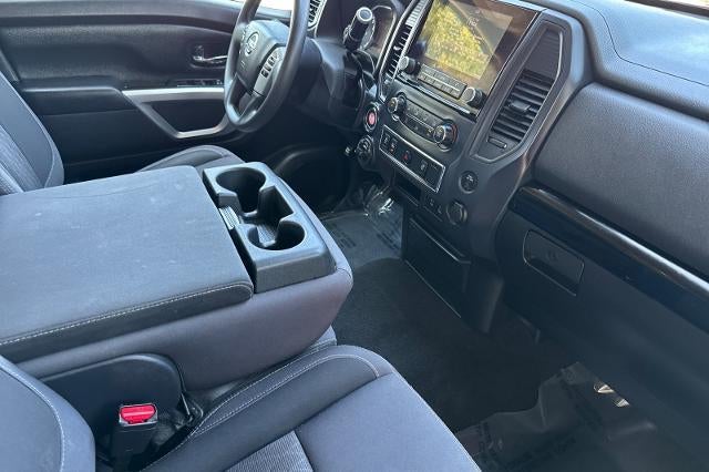 2022 Nissan Titan SV