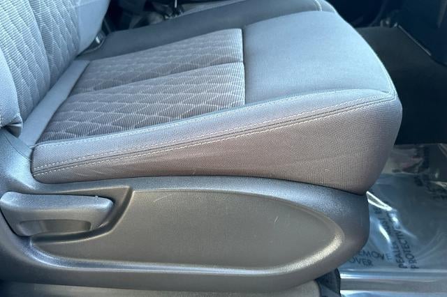 2022 Nissan Titan SV