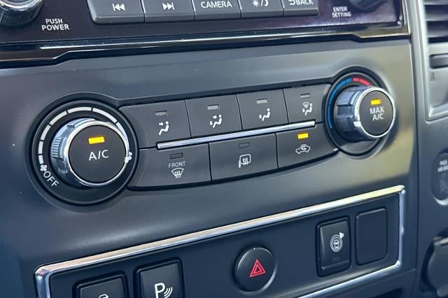 2022 Nissan Titan SV