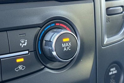 2022 Nissan Titan SV