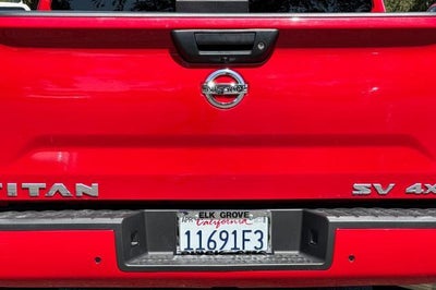 2022 Nissan Titan SV