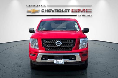 2022 Nissan Titan SV