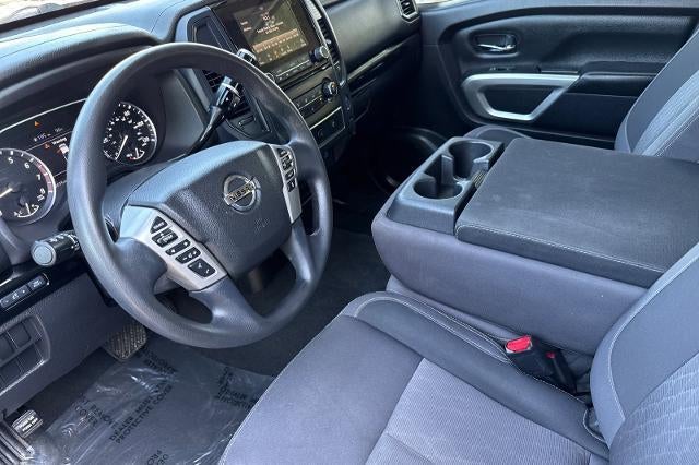 2022 Nissan Titan SV