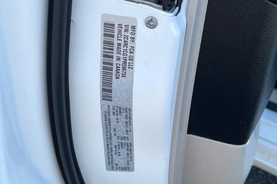 2023 Chrysler Voyager LX