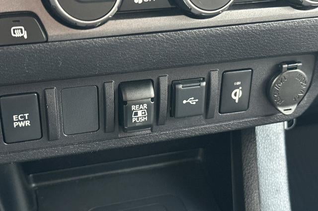 2021 Toyota Tacoma 4WD SR5