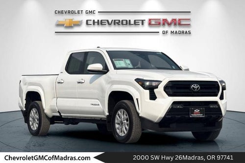 2026 Toyota Tacoma 4WD SR5