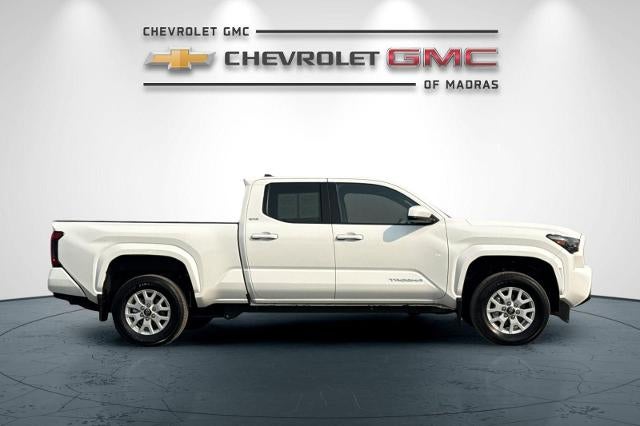 2026 Toyota Tacoma 4WD SR5