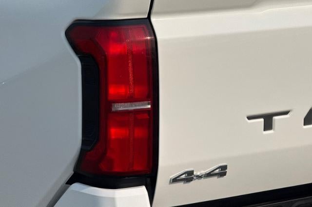 2026 Toyota Tacoma 4WD SR5
