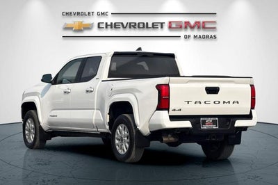 2026 Toyota Tacoma 4WD SR5