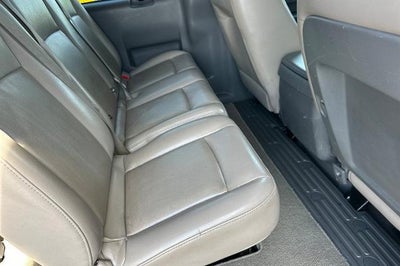 2019 Nissan NV Passenger NV3500 HD SL