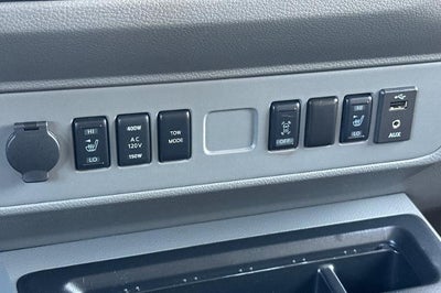 2019 Nissan NV Passenger NV3500 HD SL