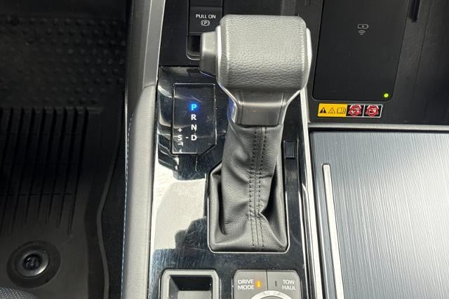 2025 Toyota Tundra 4WD Platinum Hybrid