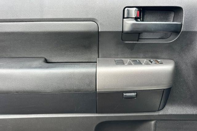 2013 Toyota Tundra 4WD Truck BASE