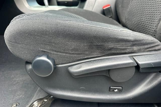 2013 Toyota Tundra 4WD Truck BASE