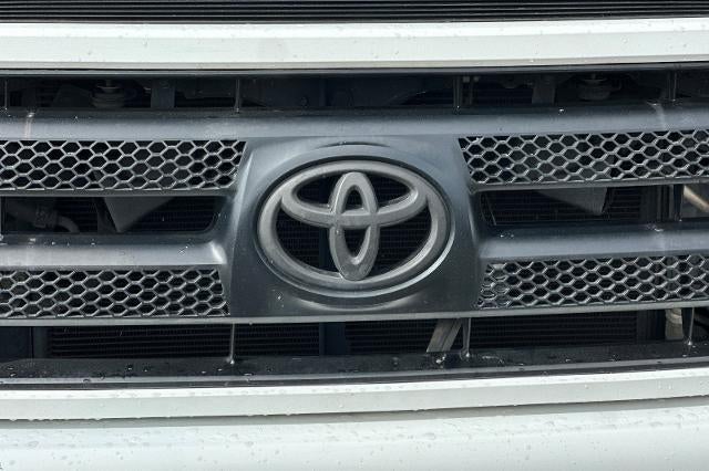 2013 Toyota Tundra 4WD Truck BASE