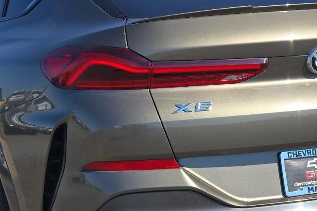 2022 BMW X6 xDrive40i