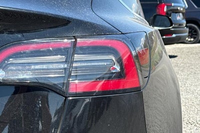 2019 Tesla Model 3 Mid Range