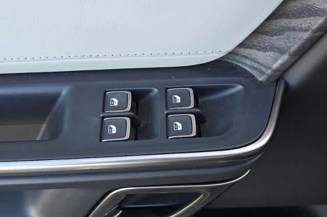 2023 RIVIAN R1S Adventure