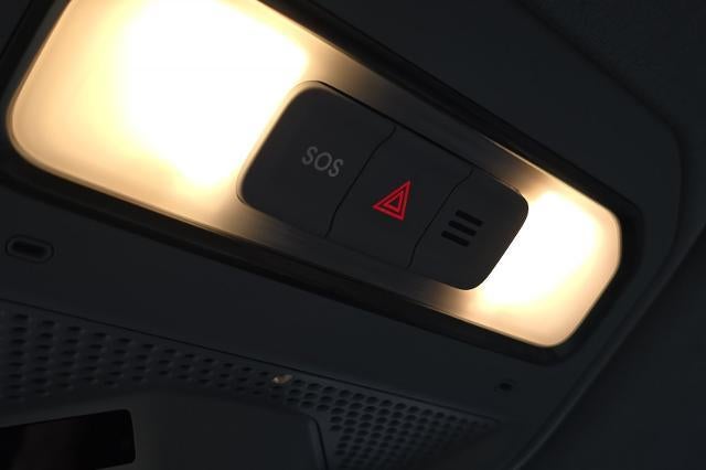 2023 RIVIAN R1S Adventure