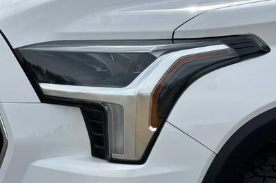 2024 Toyota Sequoia SR5