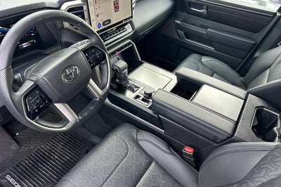 2024 Toyota Sequoia SR5