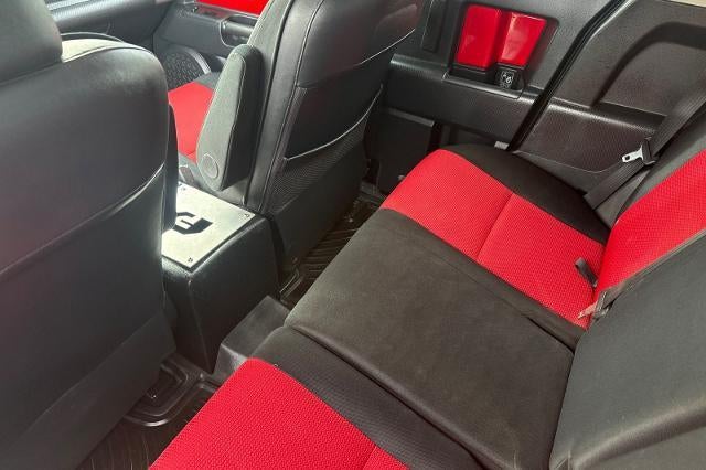 2012 Toyota FJ Cruiser BASE