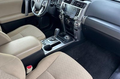 2022 Toyota 4Runner SR5