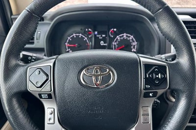 2022 Toyota 4Runner SR5