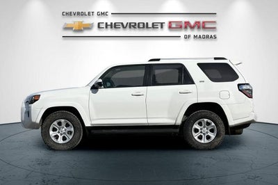 2022 Toyota 4Runner SR5