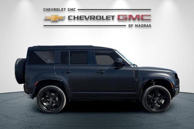 2024 Land Rover Defender V8