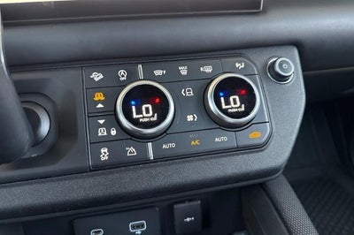 2024 Land Rover Defender V8