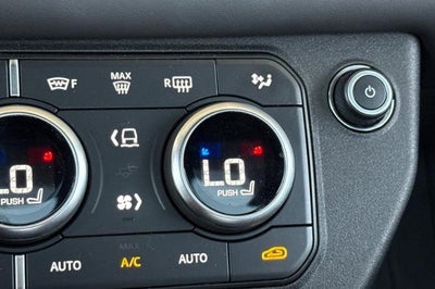 2024 Land Rover Defender V8