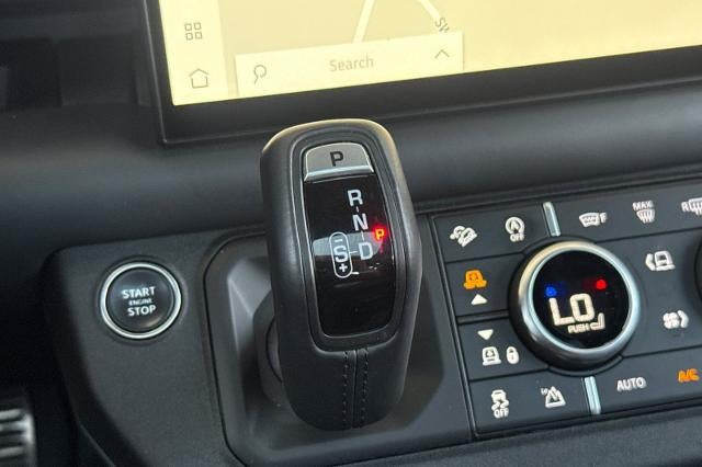 2024 Land Rover Defender V8