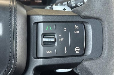 2024 Land Rover Defender V8
