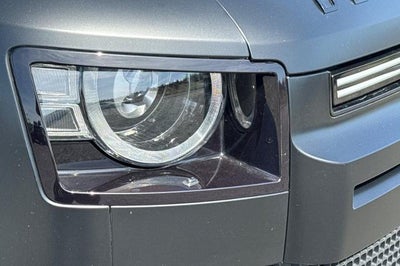 2024 Land Rover Defender V8