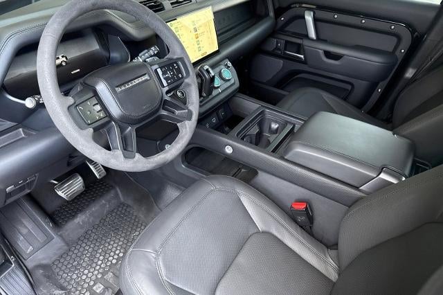 2024 Land Rover Defender V8